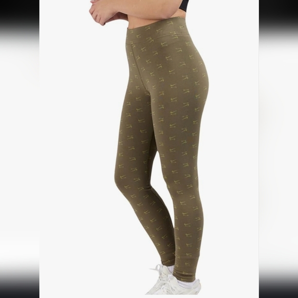 Nike Sports Air Tight Leggings - Size Medium - Picture 2 of 7